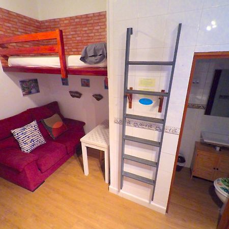 Apartamento Para 3 En Pleno Centro De Sevilla Buitenkant foto
